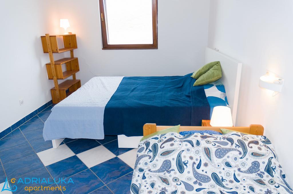 Apartments Adrialuka Dubrava  エクステリア 写真