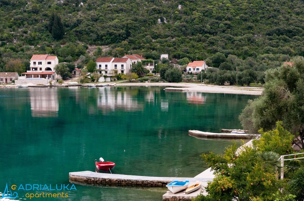 Apartments Adrialuka Dubrava  エクステリア 写真