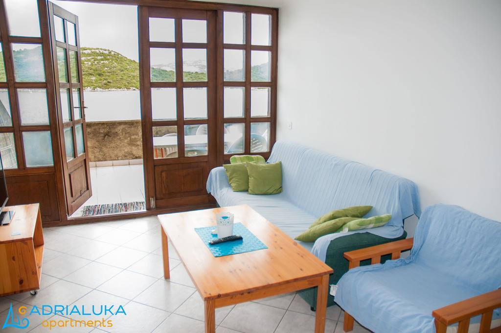 Apartments Adrialuka Dubrava  エクステリア 写真