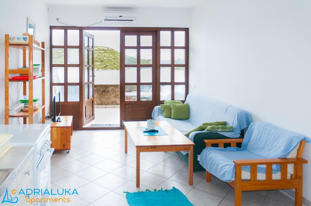 Apartments Adrialuka Dubrava  エクステリア 写真