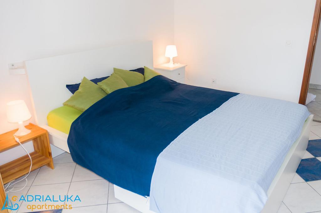 Apartments Adrialuka Dubrava  エクステリア 写真