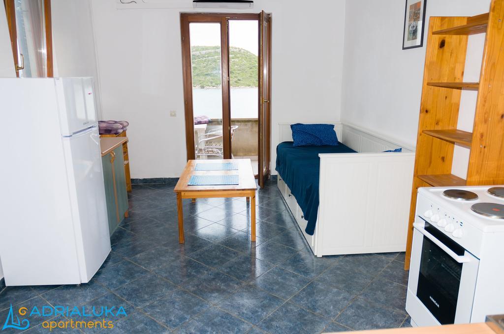 Apartments Adrialuka Dubrava  エクステリア 写真